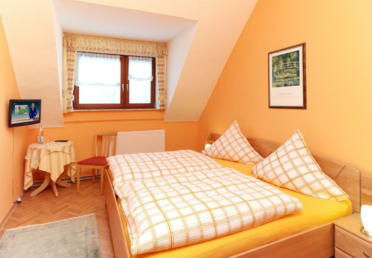 Pension-Saxler Neichen Luaran gambar